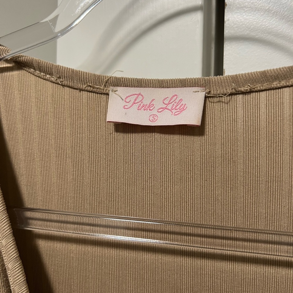 Pink Lily Tan Long Sleeve Knot Dress - Picture 2 of 3